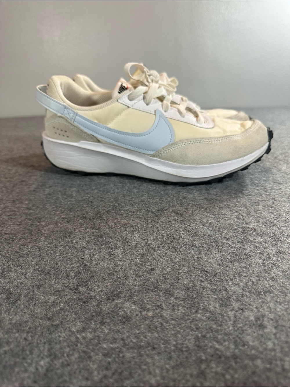 Nike Women's white Athletic Shoe